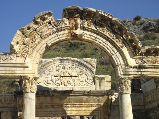 Ephesos - Hadrian-Tempel